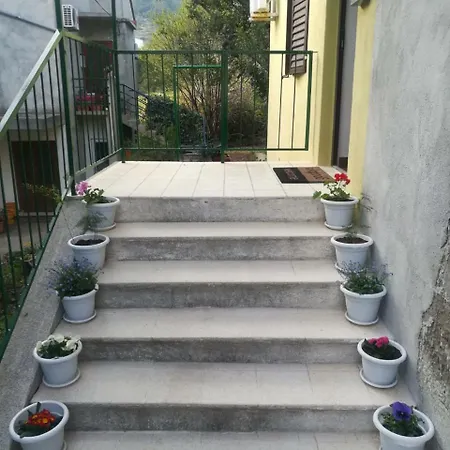 Apartman Illona 公寓 Komiža