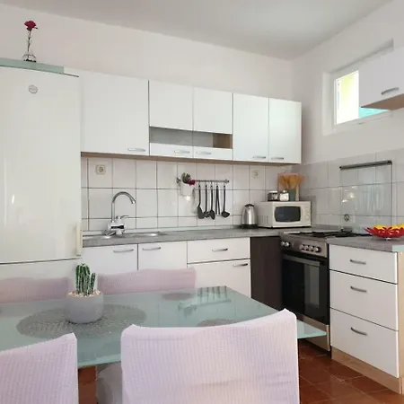 Apartman Illona Komiža
