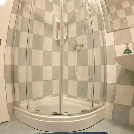 Apartman Illona 公寓 Komiža