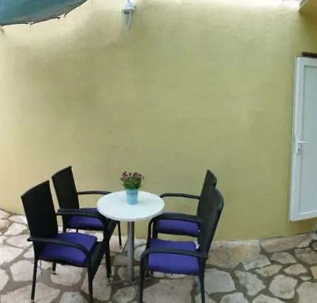 Apartman Illona * Komiža